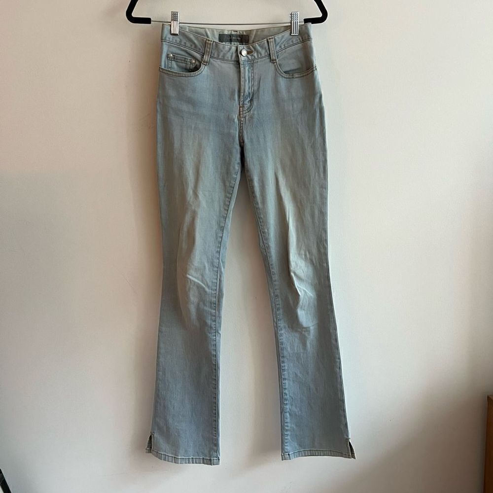 Jambangee Denim Flared Light Jeans w/ Side Slits - 28